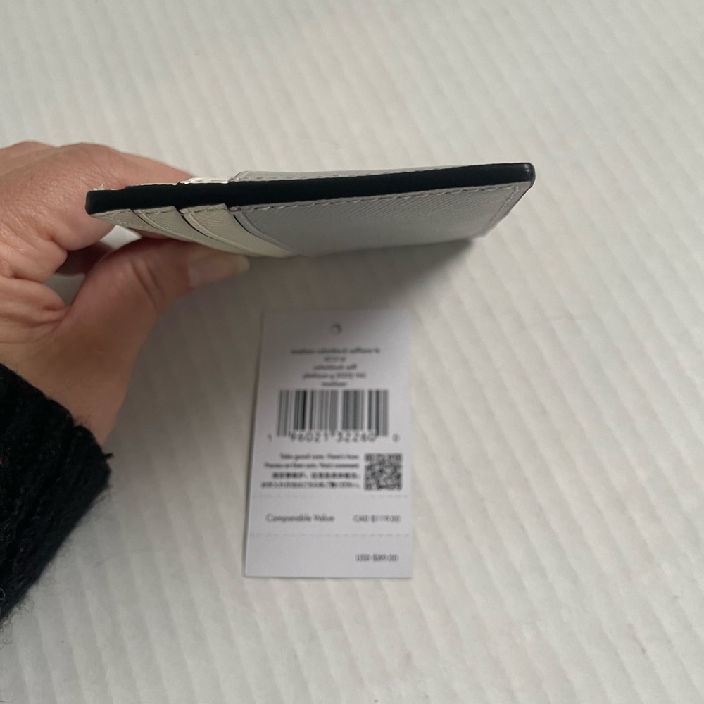 Kate Spade NWT card holder - Picture 4 of 6